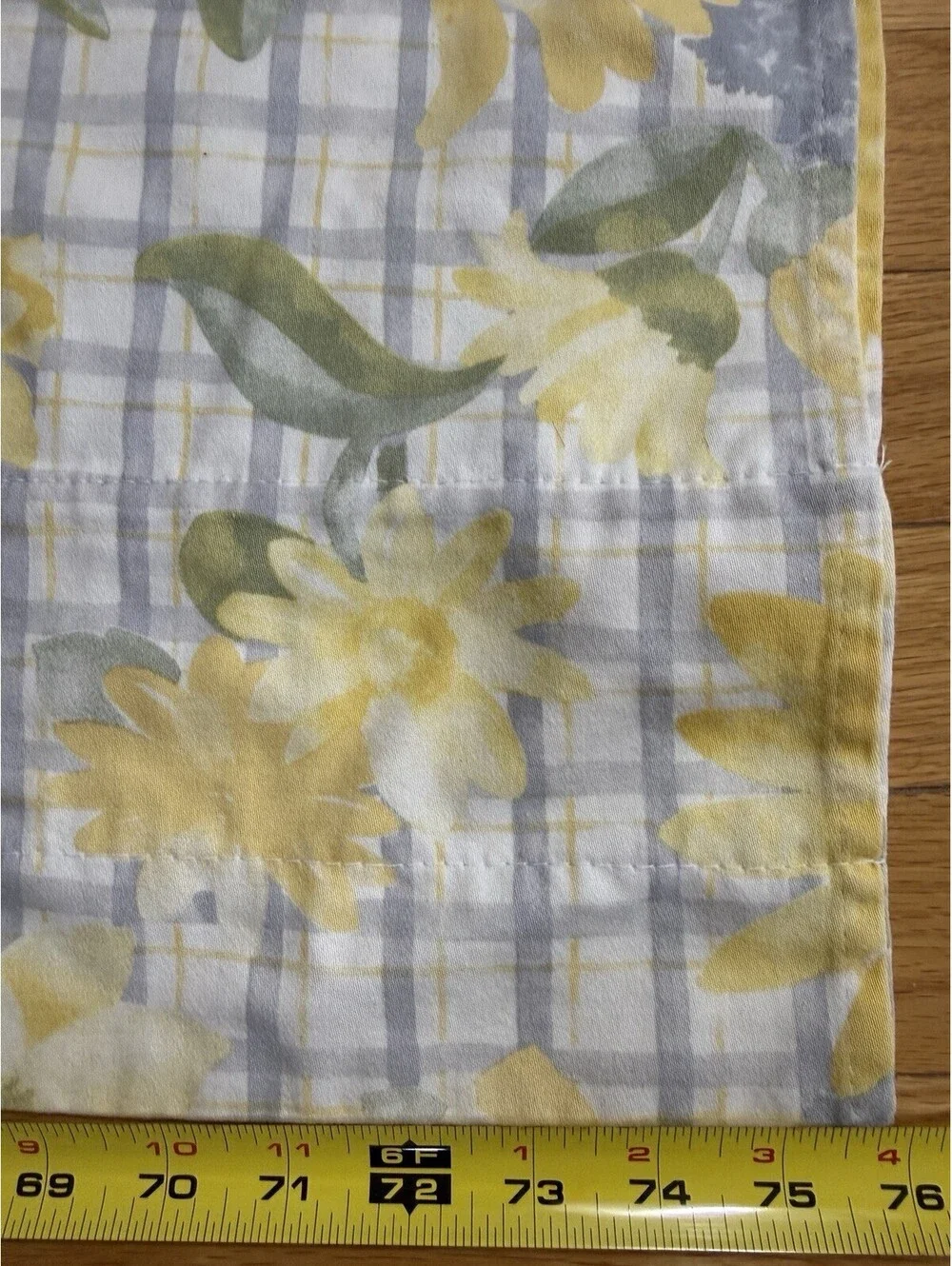 Vintage 1990s Window Valance Country Kitchen Floral Plaid Yellow Gray, 76x16”